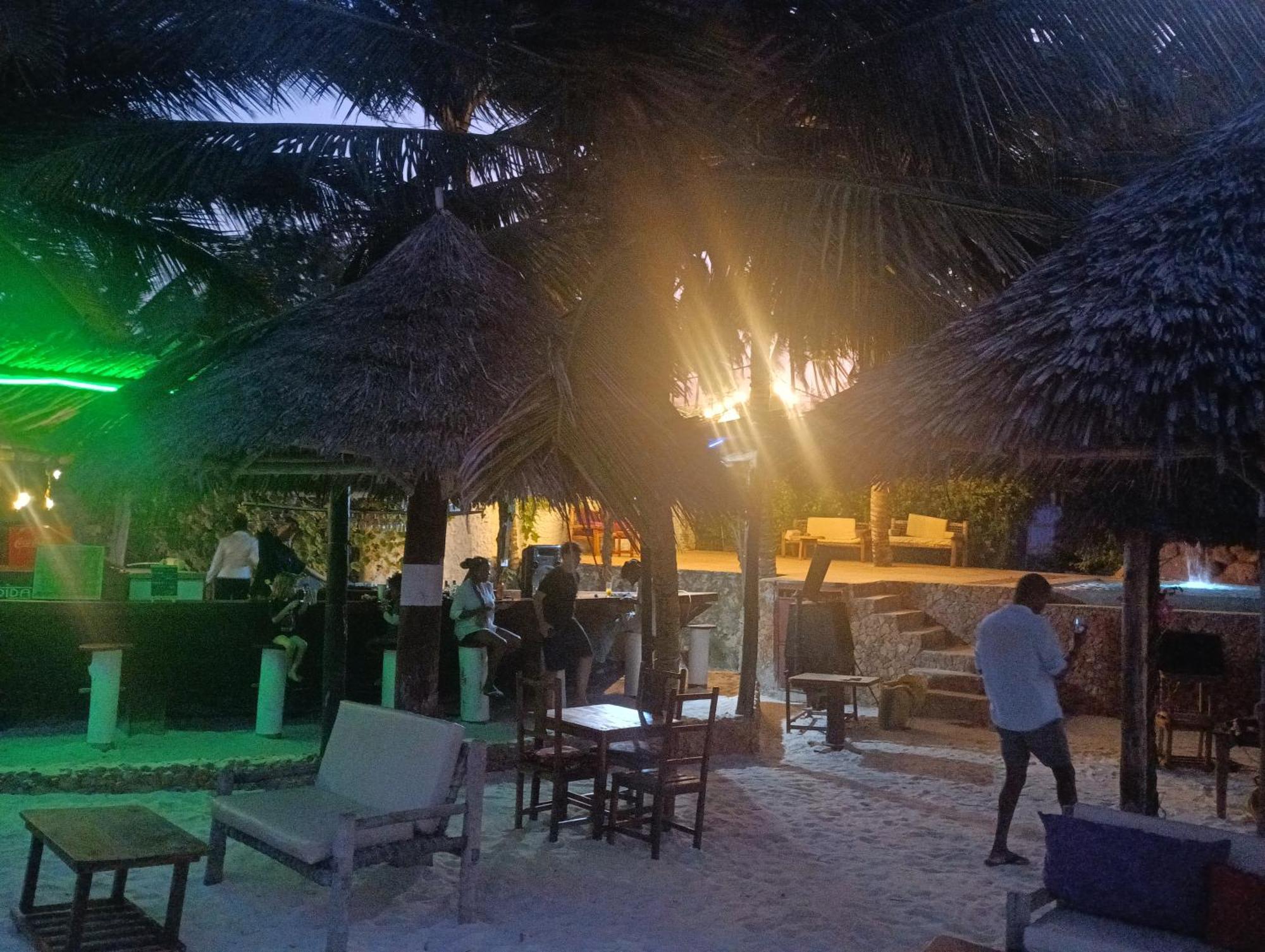 Swahili Palace Zanzibar Pwani Mchangani Εξωτερικό φωτογραφία